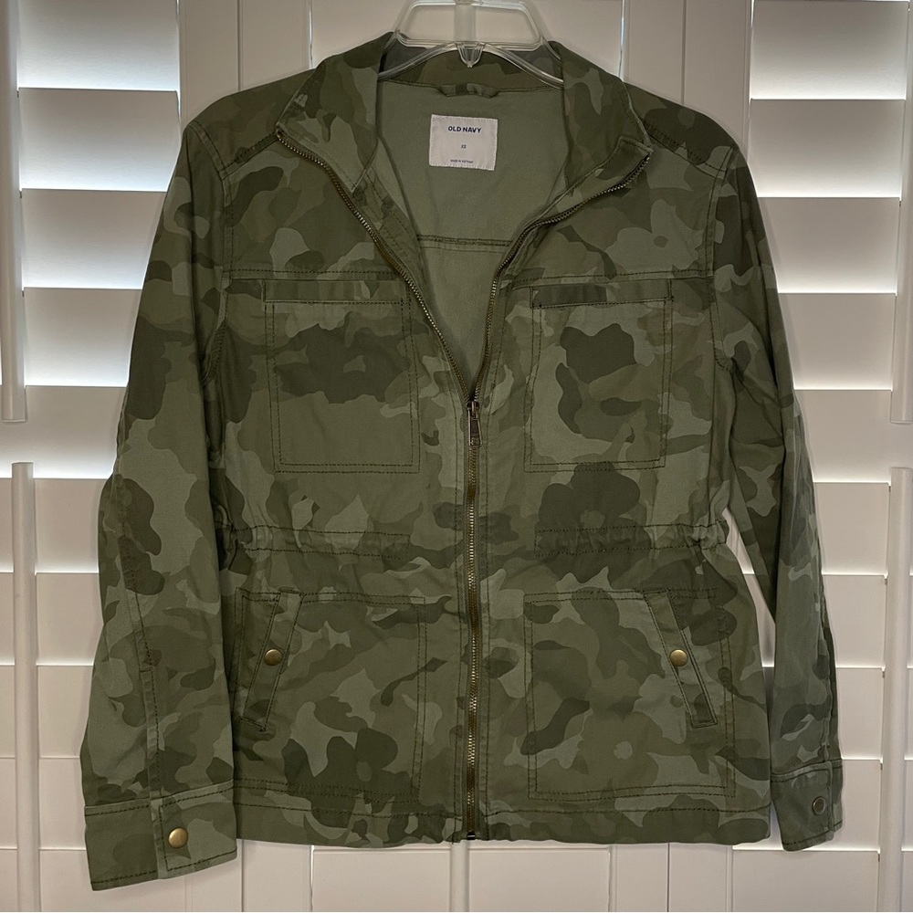 Women’s Camo Jacket, Size: XS, Old Navy, Worn Twice